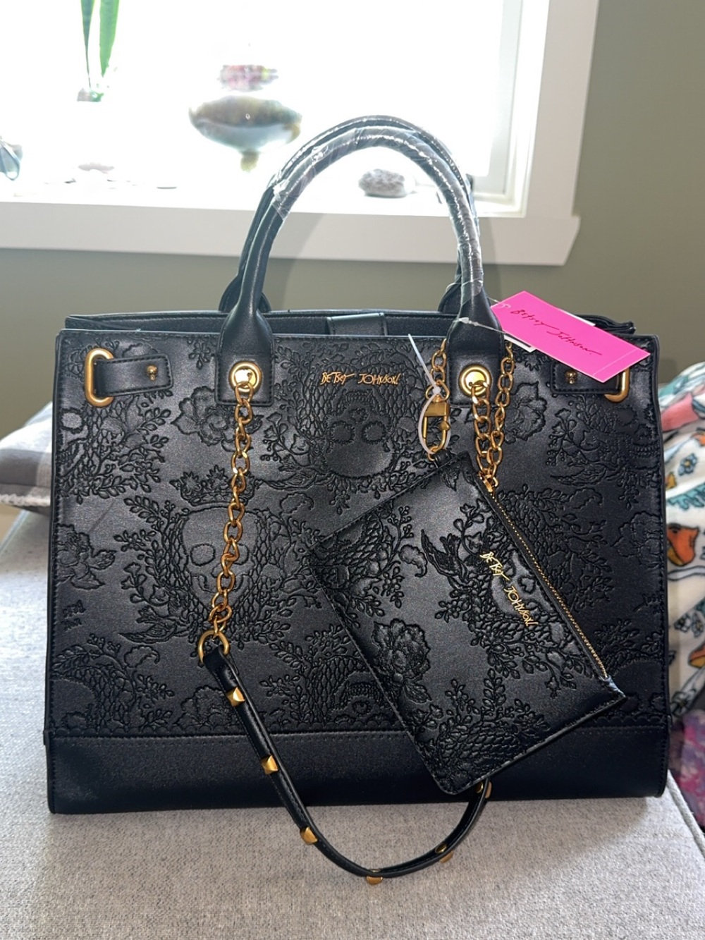 Betsey Johnson Black Skull and Floral Embossed Floral Bag with Gold Chain - Picture 1 of 7